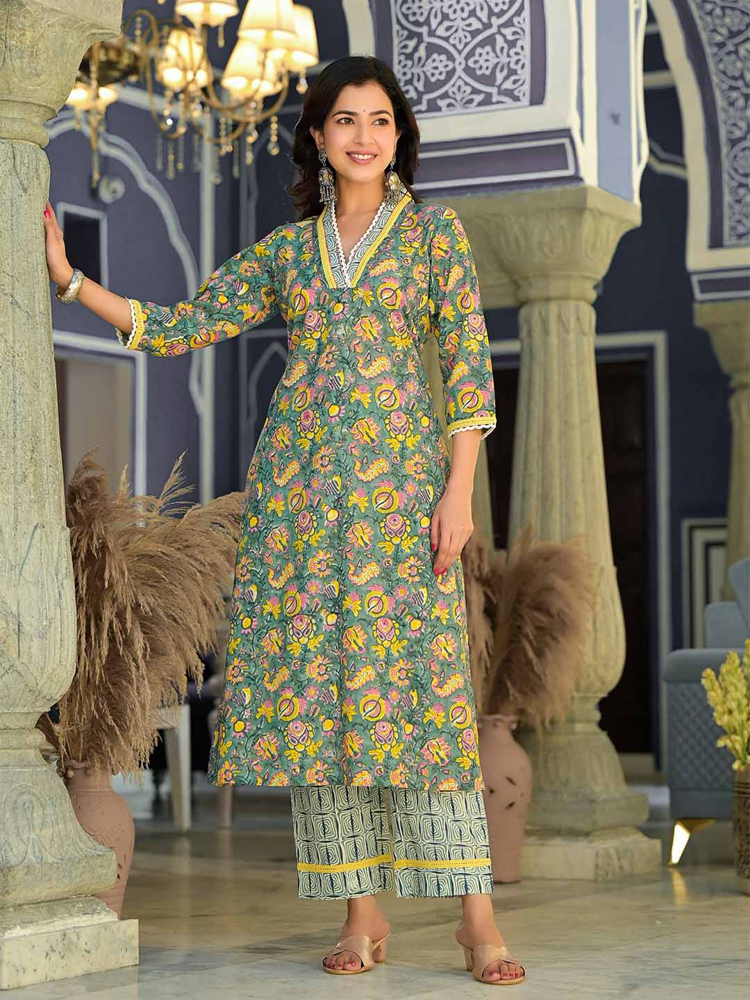 Evergreen Elegance Suit Set with Kota Dupatta - Image 5
