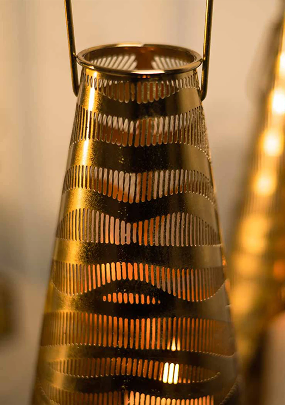 Gold Tiger Striped Lanterns - Image 3