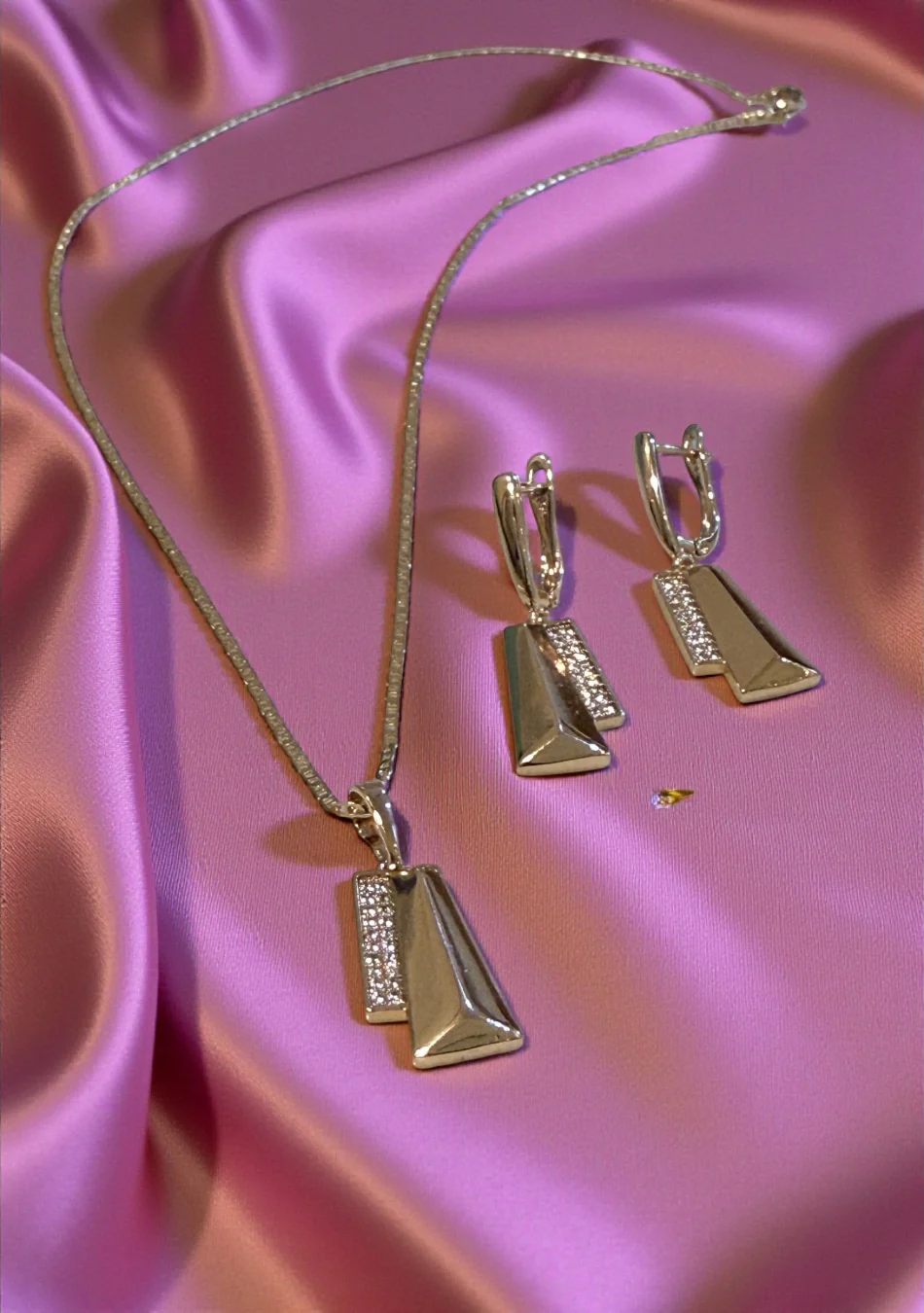 Golden Prism Elegance Set - Image 4