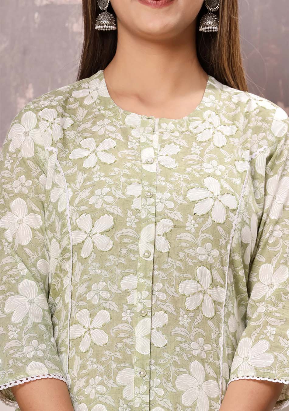 Green-White Floral Print Kurta Pant Set with Dupatta - Image 5