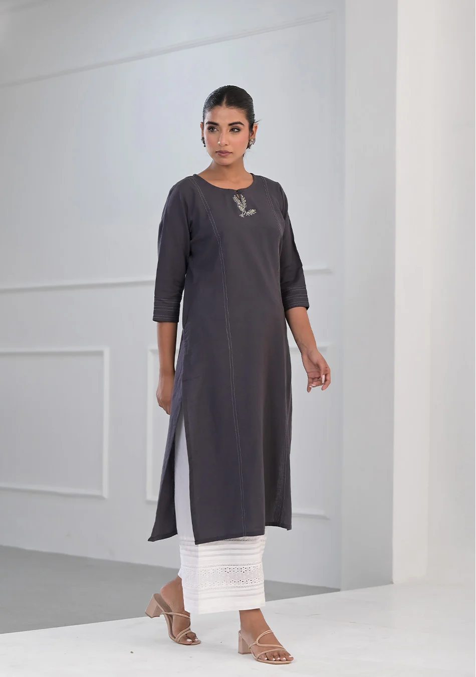 The Charcoal Muse Kurta - Image 2
