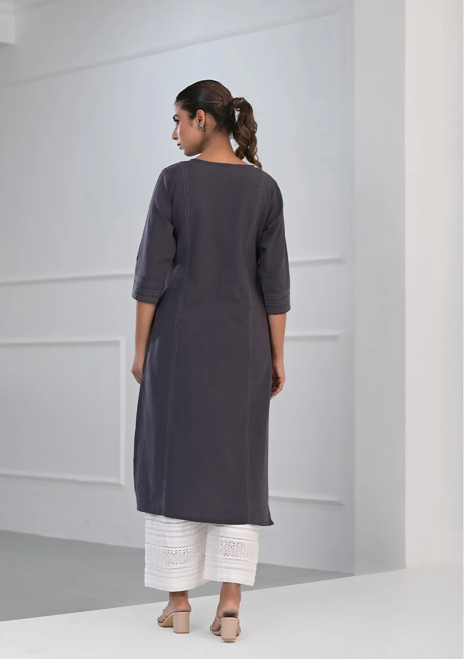 The Charcoal Muse Kurta - Image 4