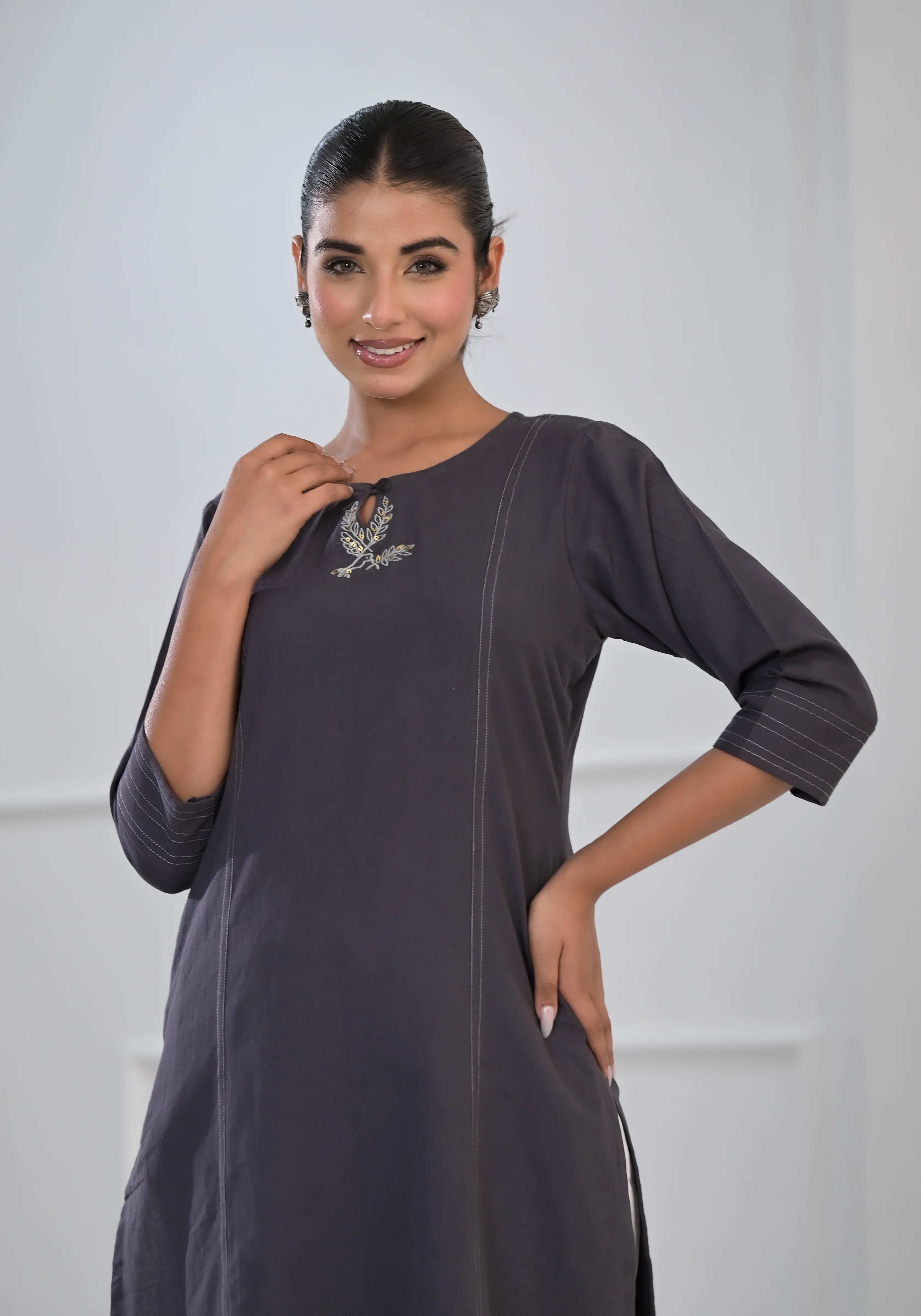 The Charcoal Muse Kurta - Image 5