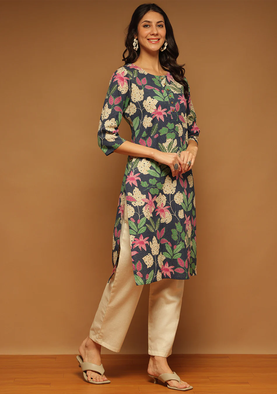 Indigo Petal Charm Kurta - Image 5