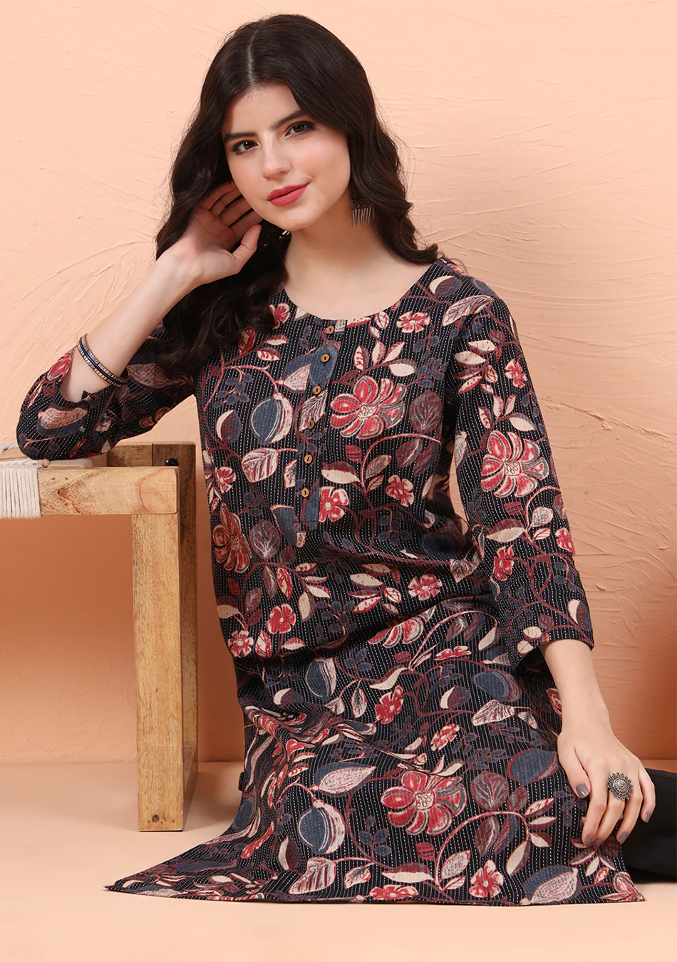 Inky Floral Kurta - Image 3