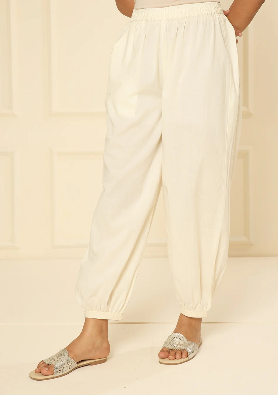 IVORY EMBROIDERED LACE CUFF PANT - Image 2