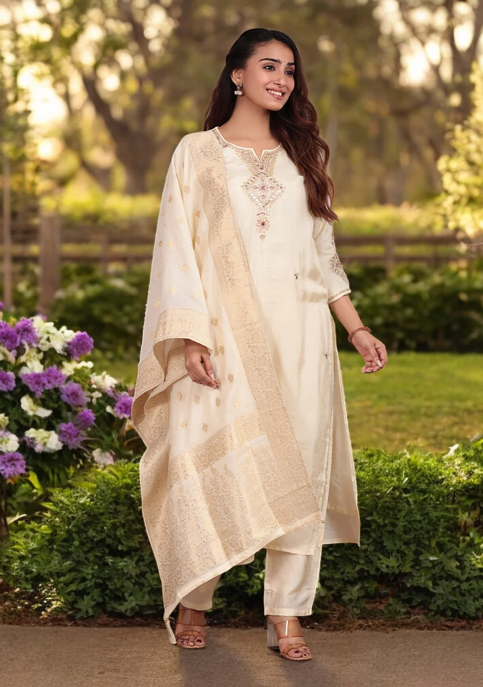 Ivory glow Zardozi Suit Set - Image 4