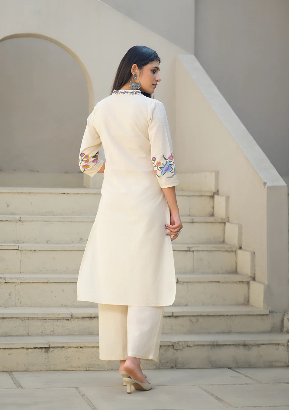 Aravalii Ivory Meadow Artisan Suit Set - Image 7