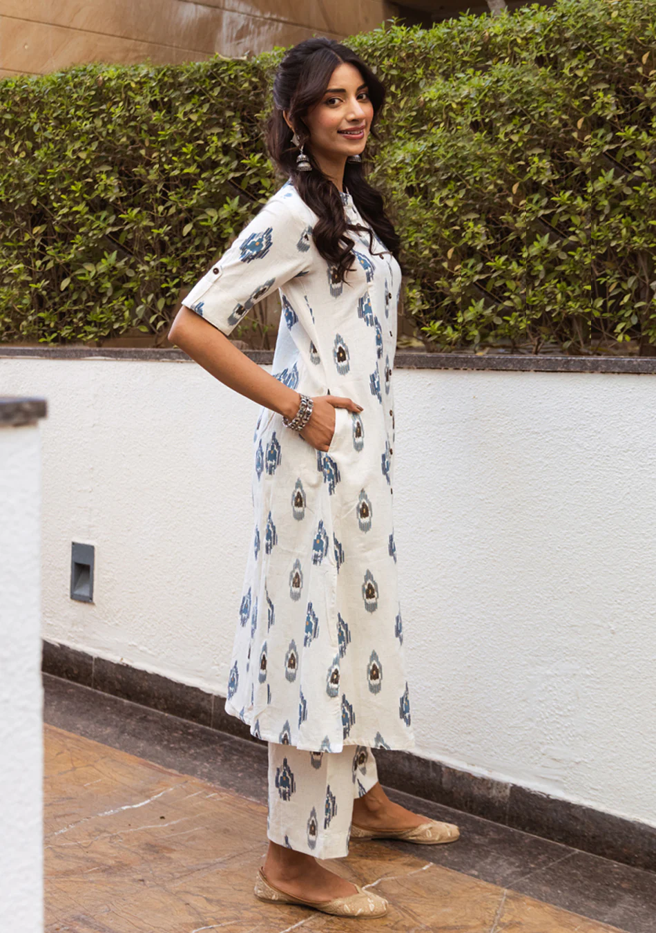 Aravalii Ivory Ikkat Heritage Co-ord Set - Image 10