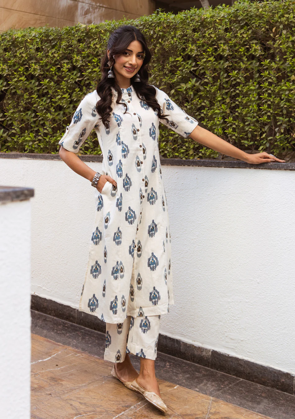 Aravalii Ivory Ikkat Heritage Co-ord Set - Image 9