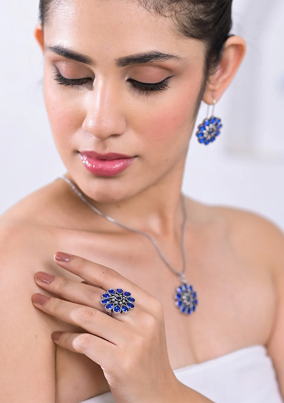 Sapphire Blossom Pendant Set - Image 3