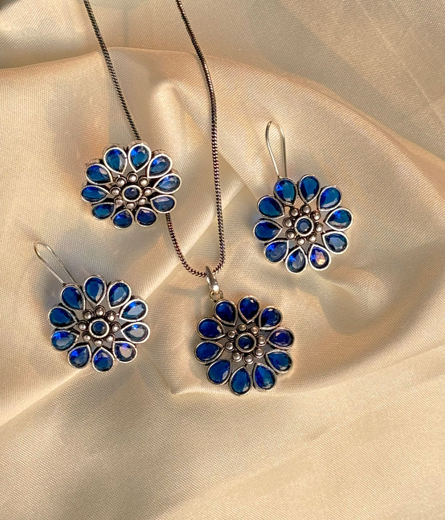 Sapphire Blossom Pendant Set - Image 6