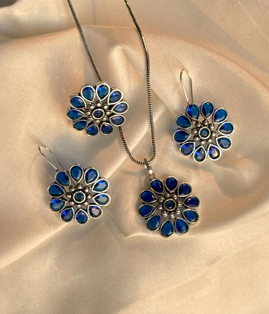 Sapphire Blossom Pendant Set - Image 7