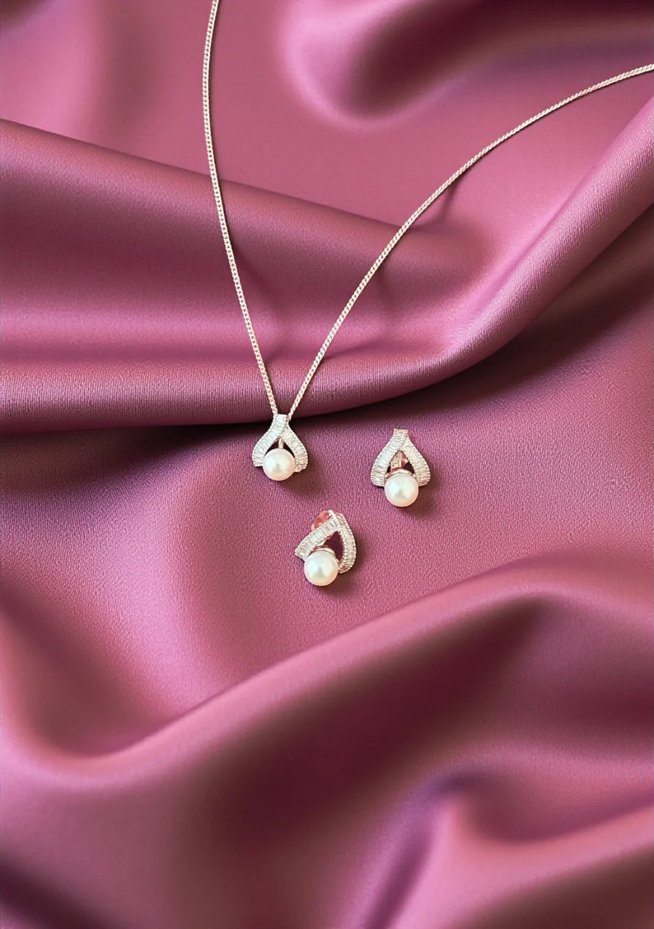 Snow Pearl Elegance Pendant Set - Image 5