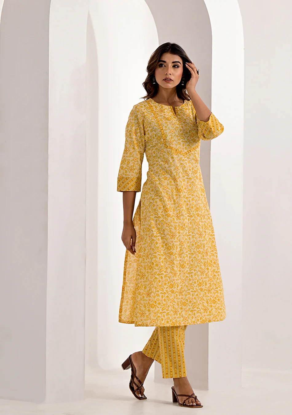 Lemon Floral Printed Kurta Pant Set