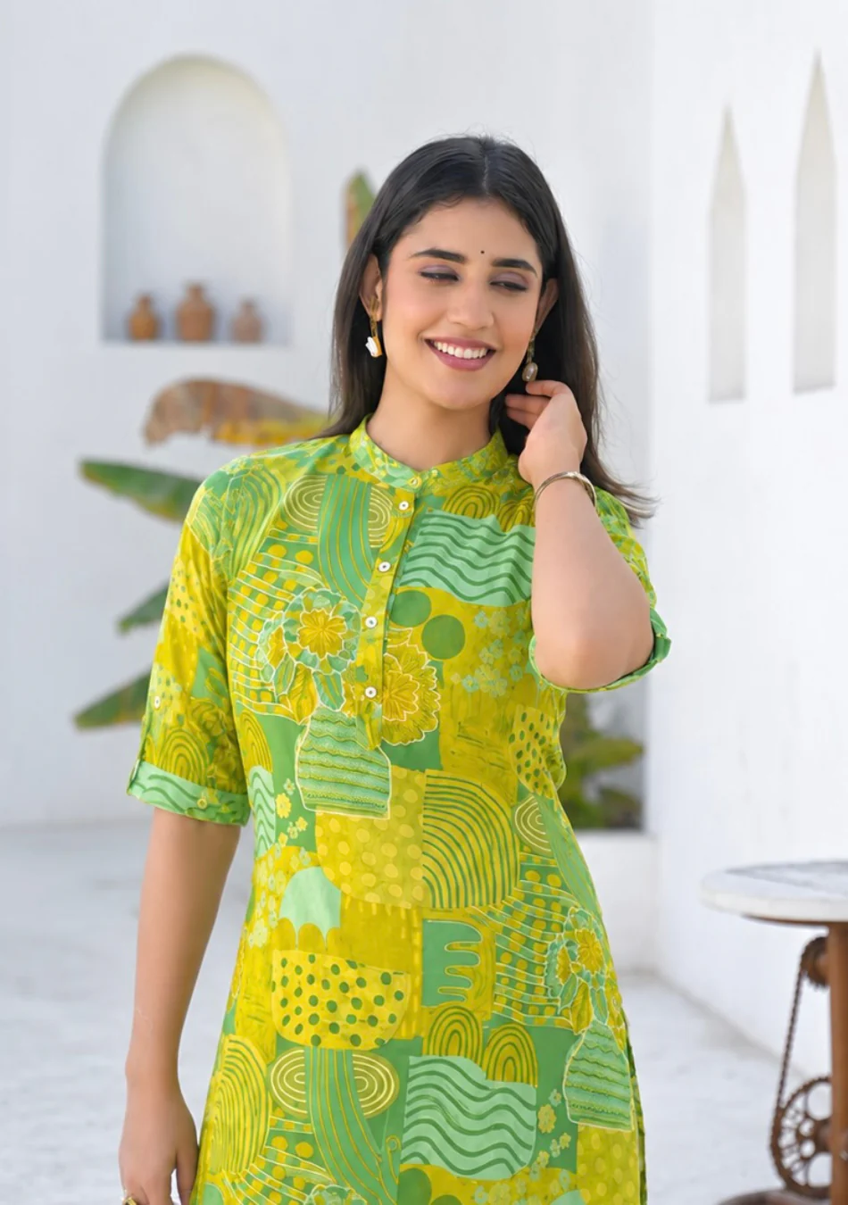 Lime Meadow Printed Kurta - Image 2