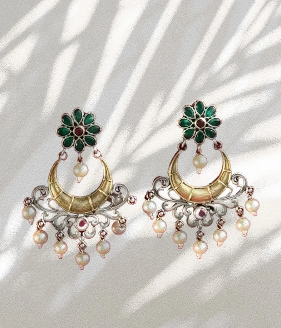 Lunar Green Bloom Dangler - Image 4