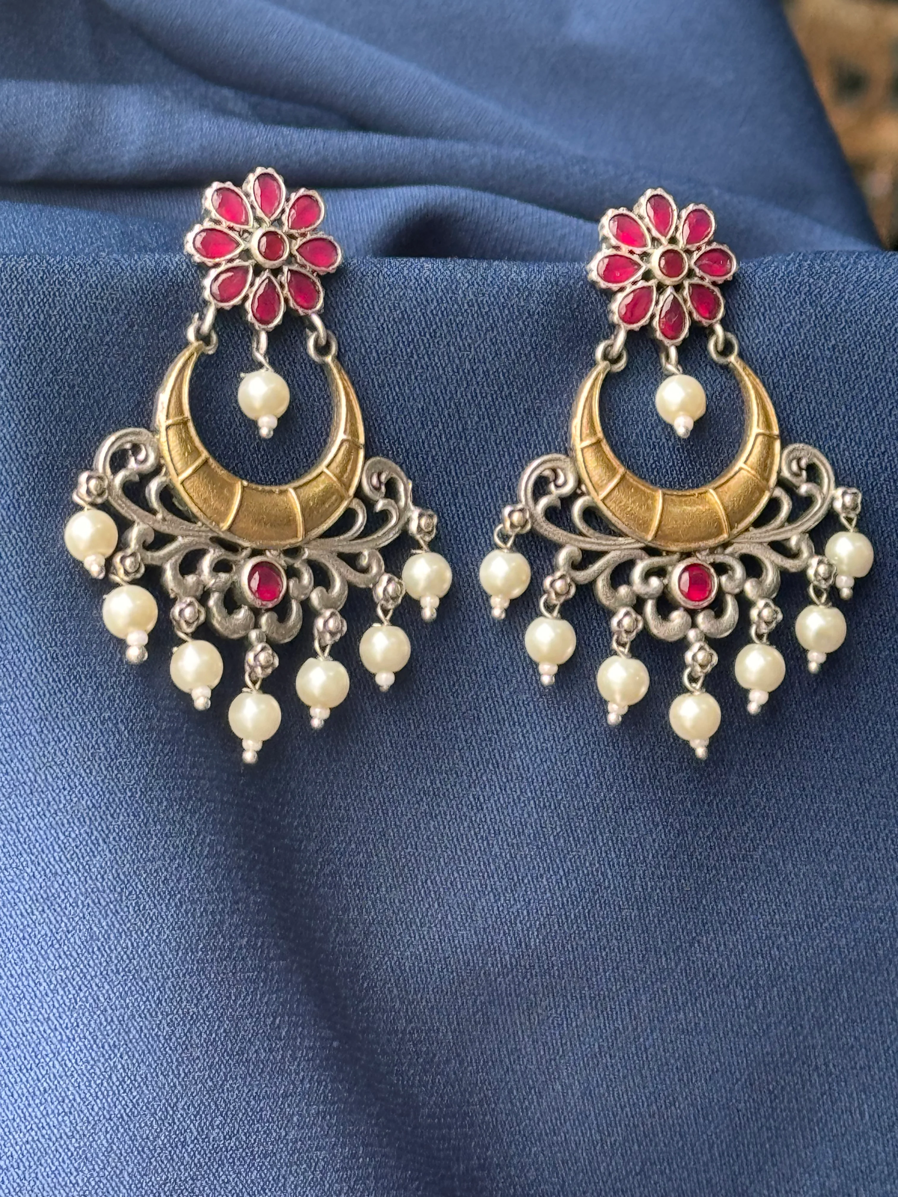 Lunar Red Bloom Dangler - Image 6