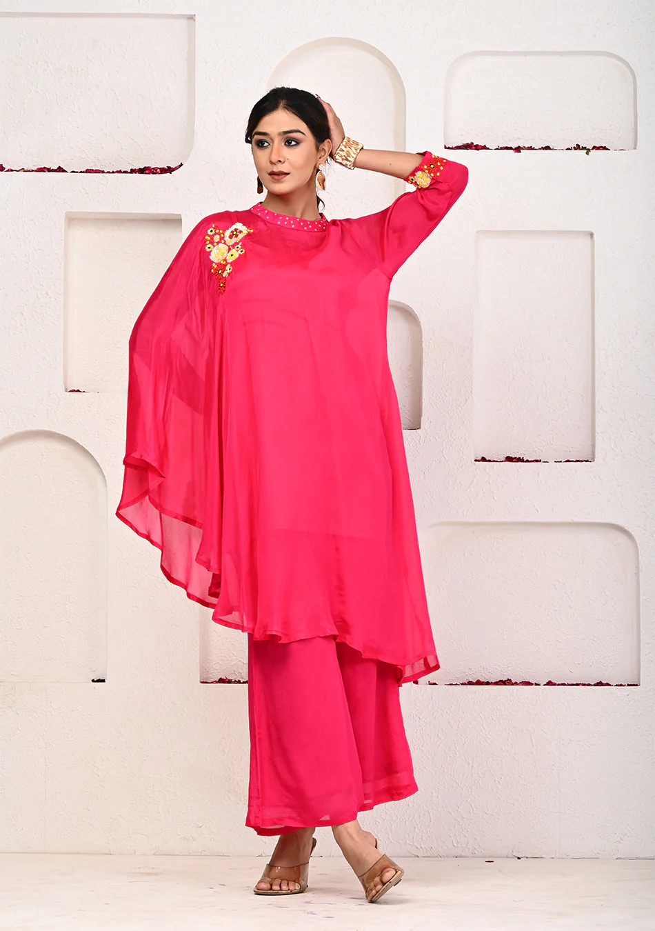 Magenta Bliss Kaftan Set with Hand Embroidery - Image 2
