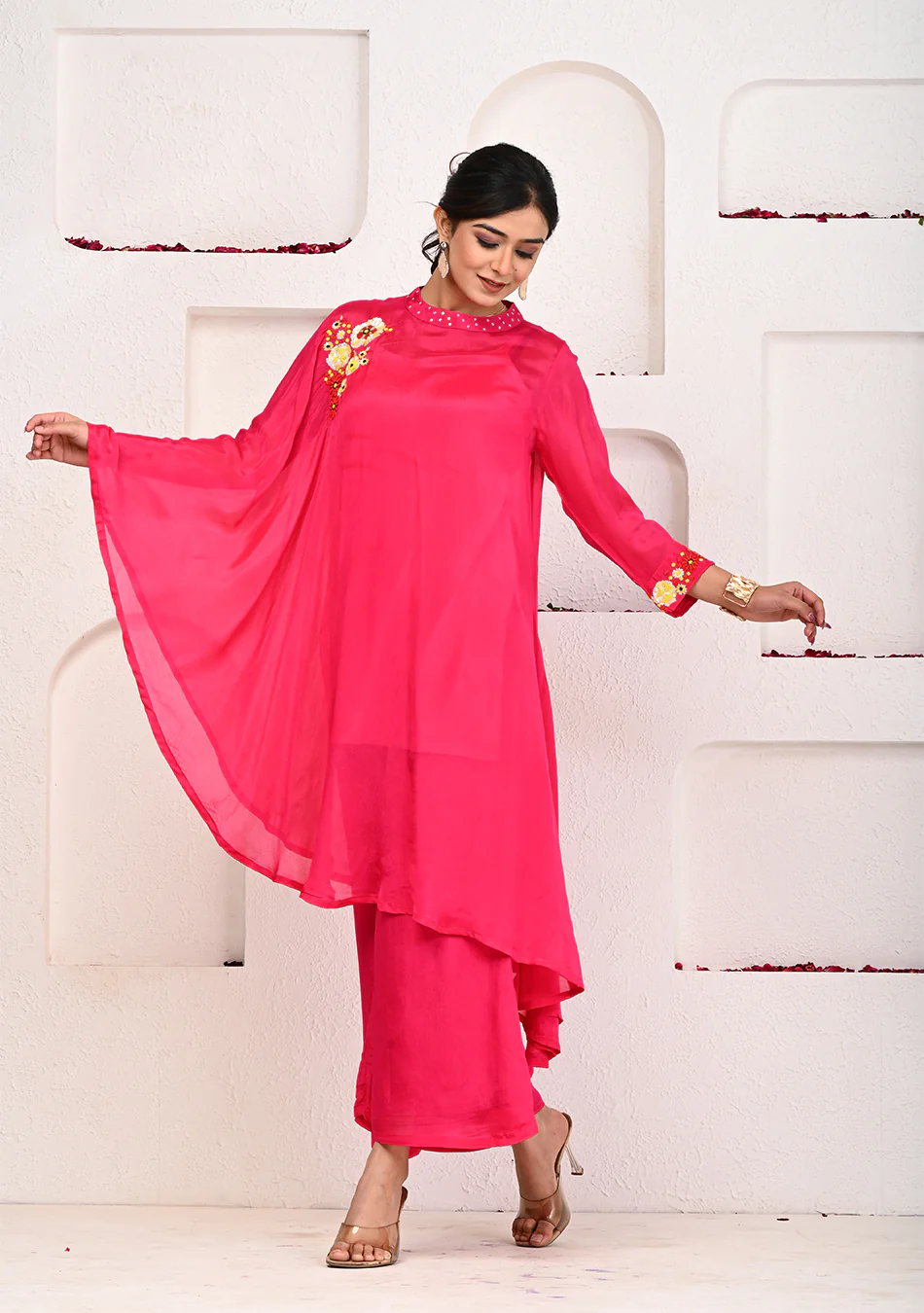 Magenta Bliss Kaftan Set with Hand Embroidery - Image 4