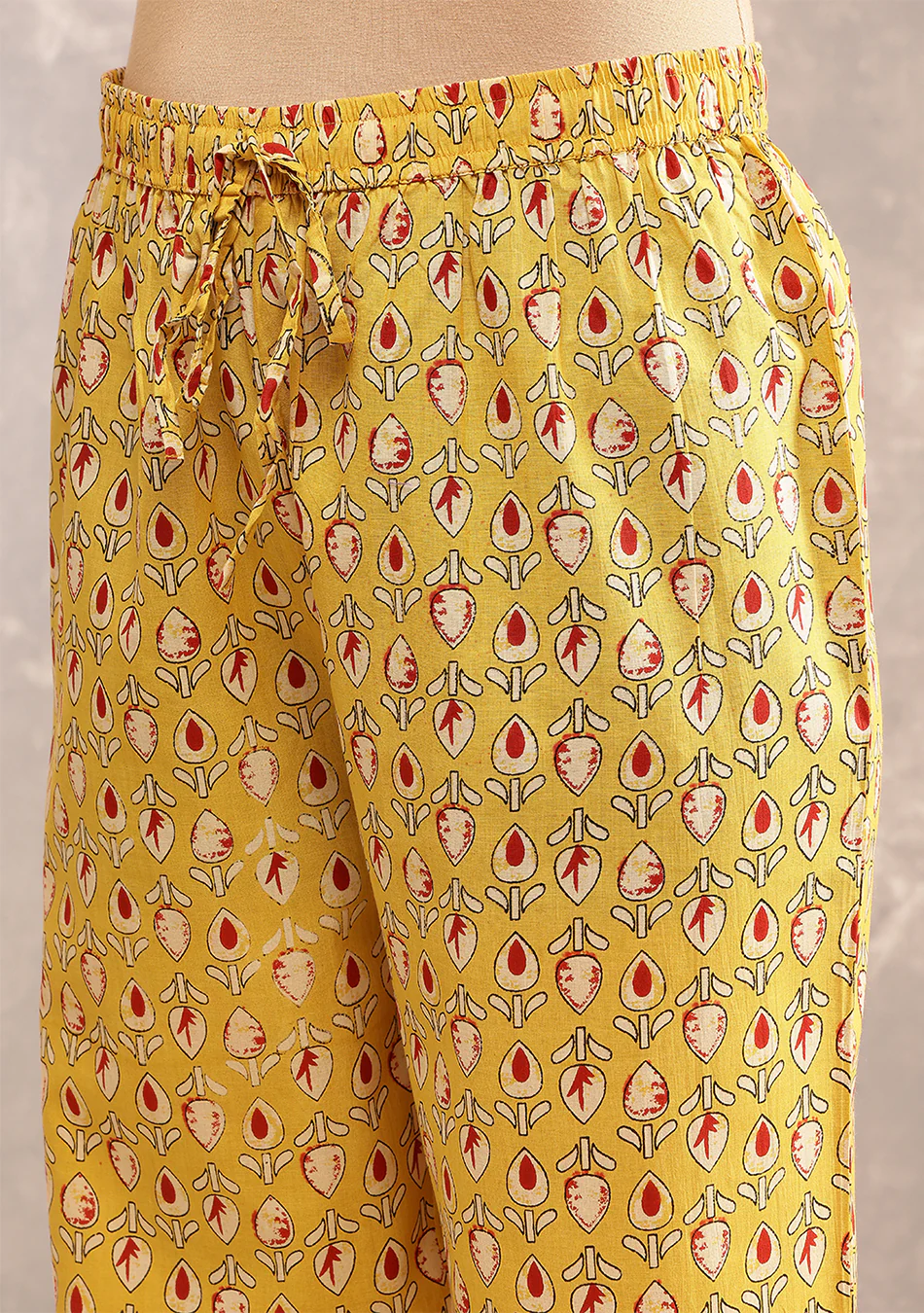 Marigold Meadow Suit Set - Image 18
