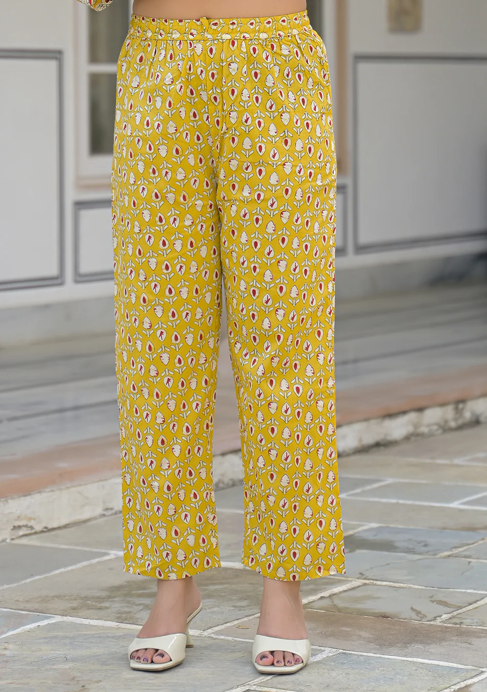 Marigold Meadow Suit Set - Image 19