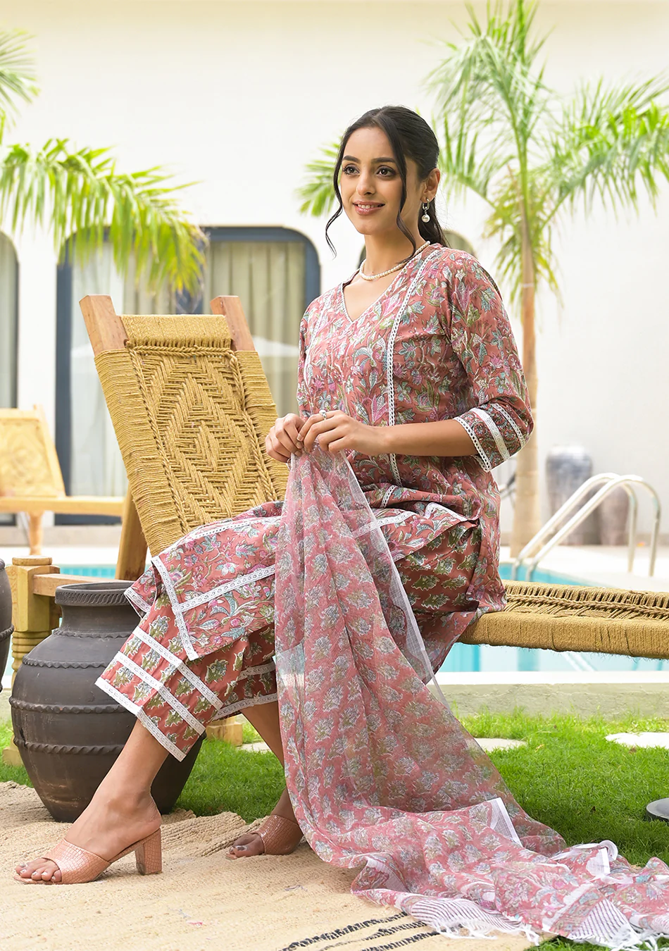 Maroon Floral Print Cotton Handblock Kurta Set for Women - Image 4