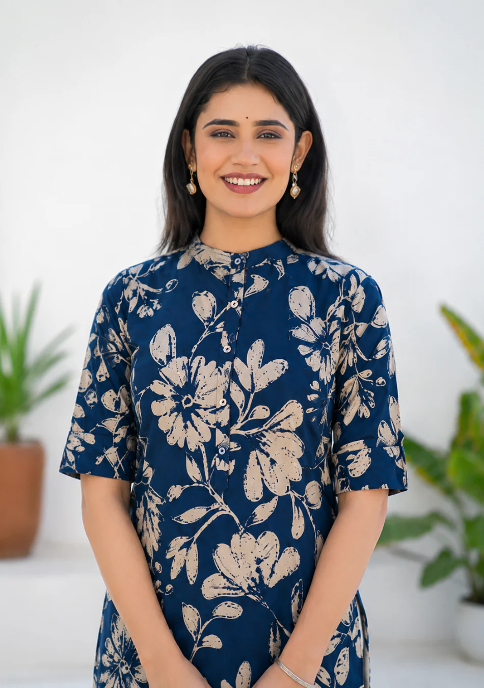 Midnight Bloom Kurta - Image 2