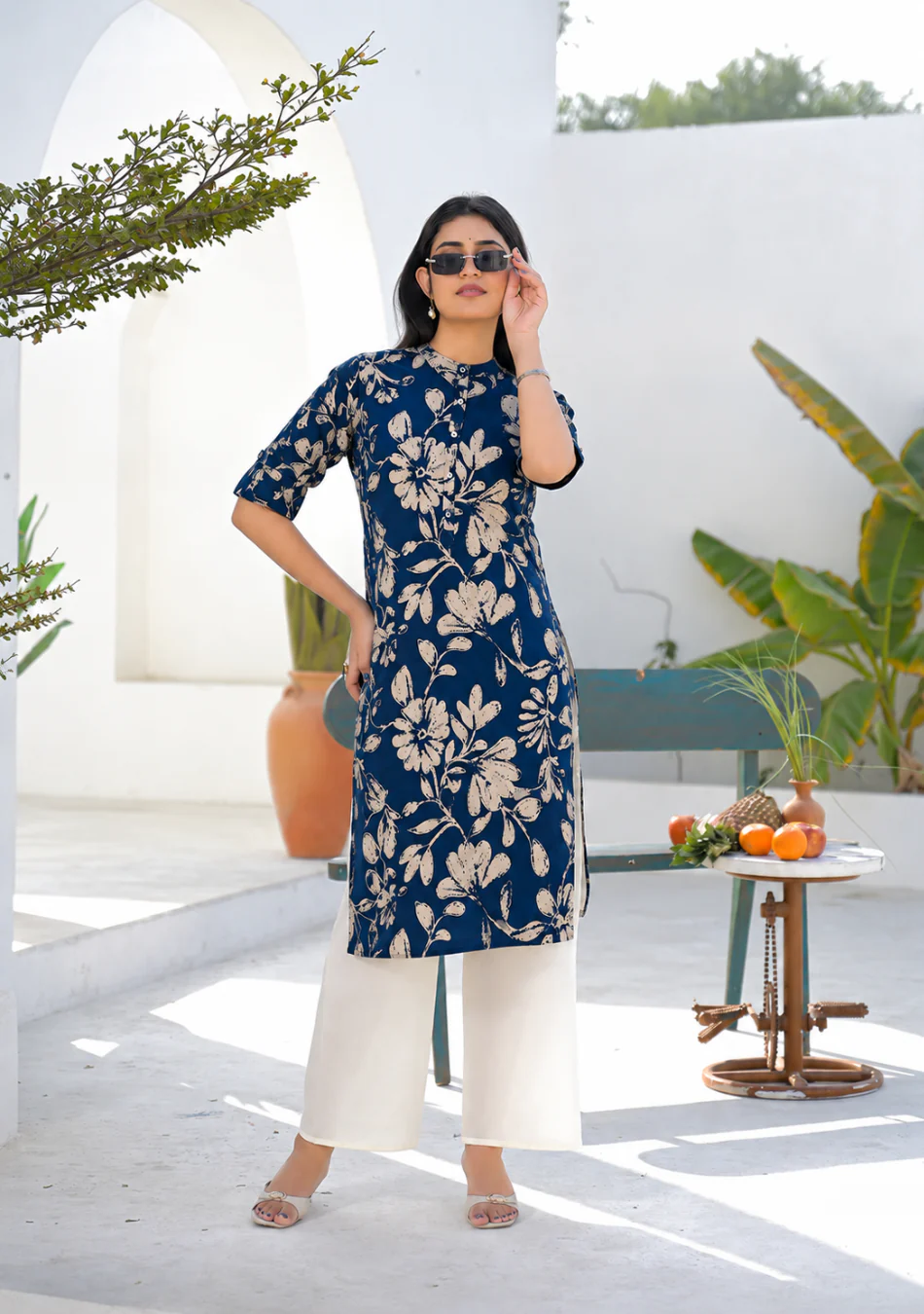 Midnight Bloom Kurta - Image 3