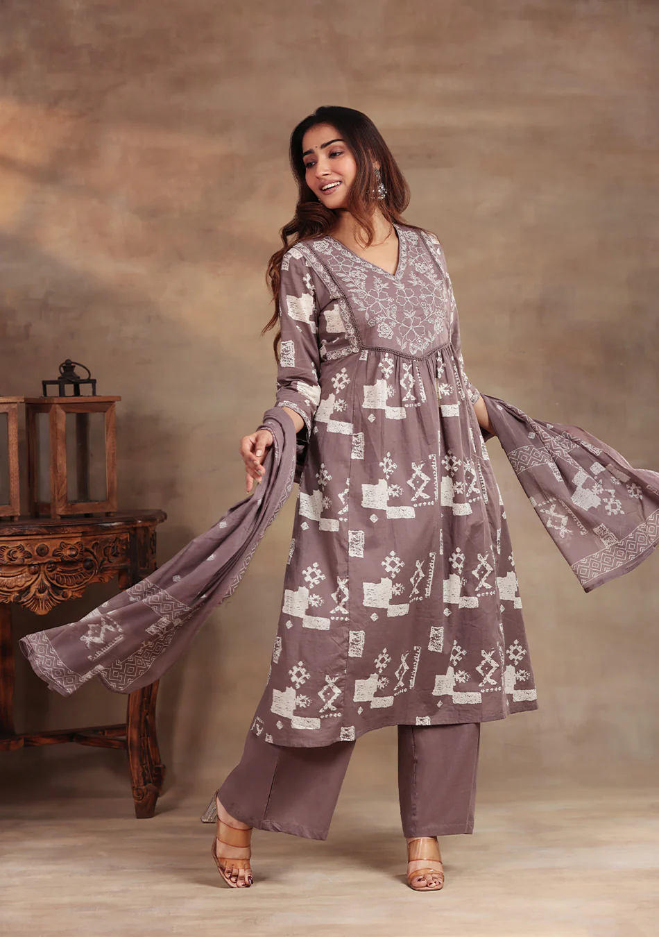 Mocha Grace Suit Set - Image 4