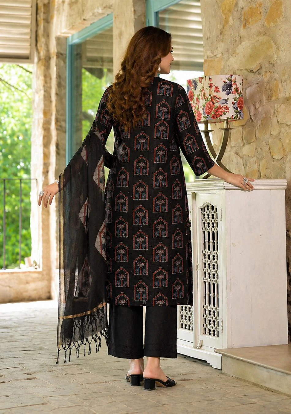 Aravalii Noir Mehraz Suit Set - Image 14