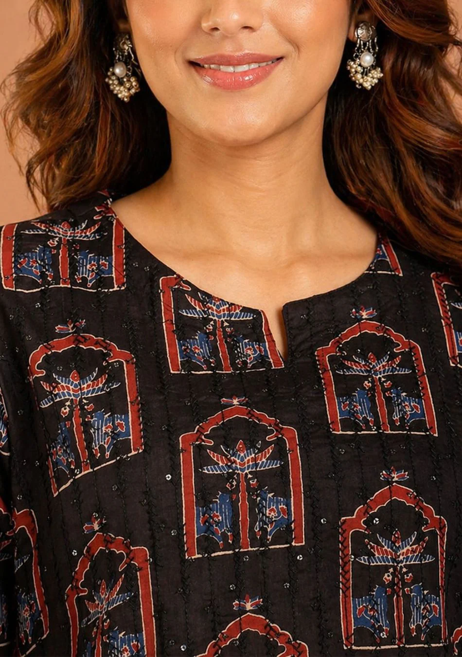 Aravalii Noir Mehraz Suit Set - Image 15