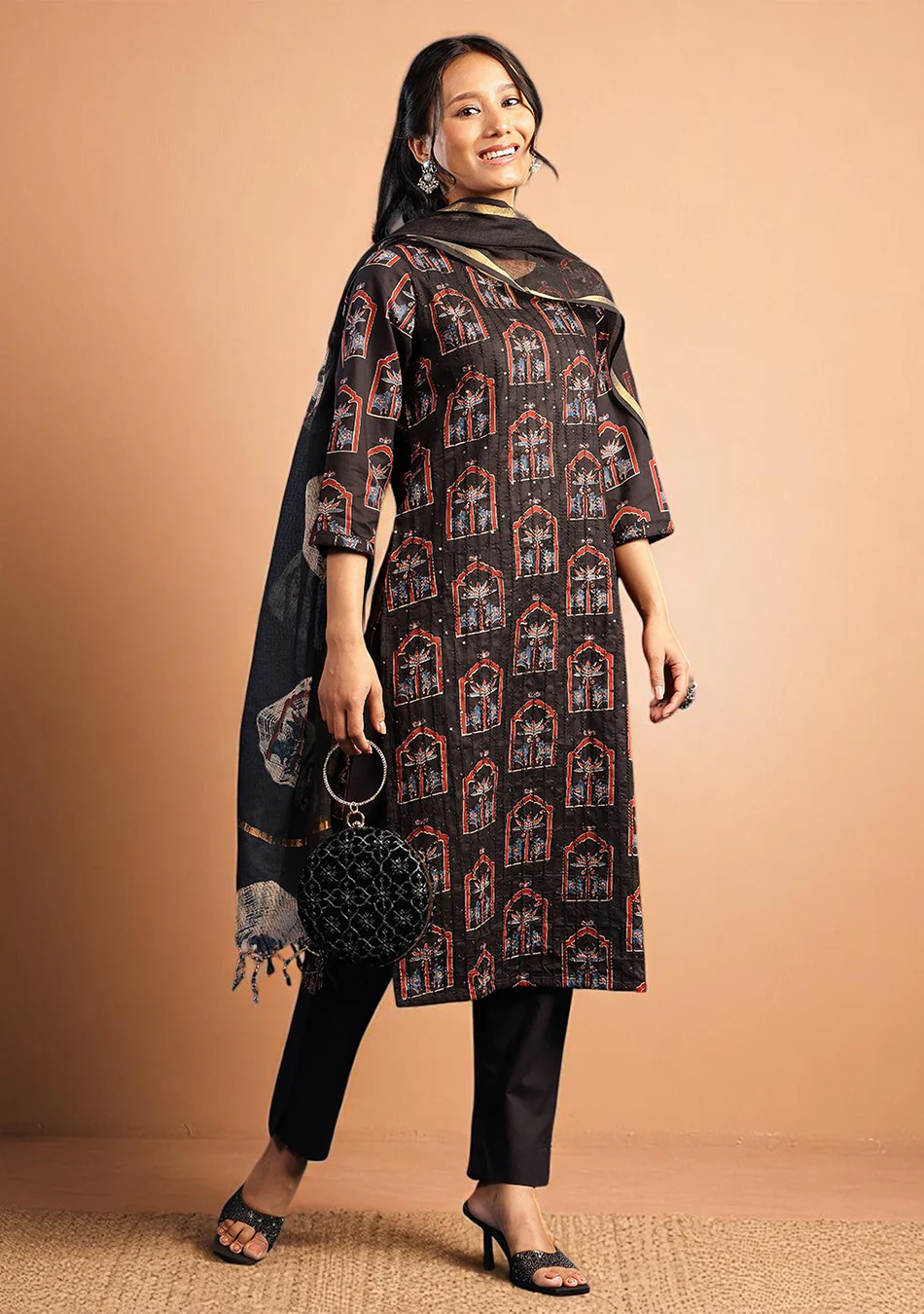 Aravalii Noir Mehraz Suit Set - Image 7