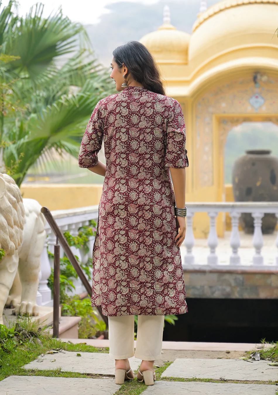 Mulberry Muse Kurta - Image 2
