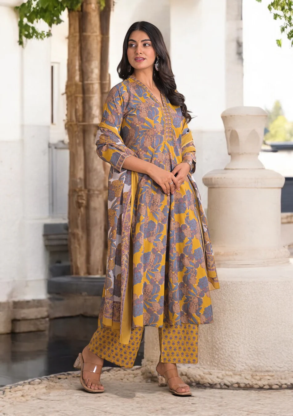 Aravalii Saffron Noor Heritage Anarkali Set - Image 2