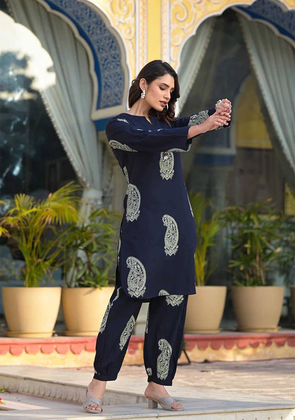 Aravalii Navy Paisley Handblock Co-ord Set - Image 4