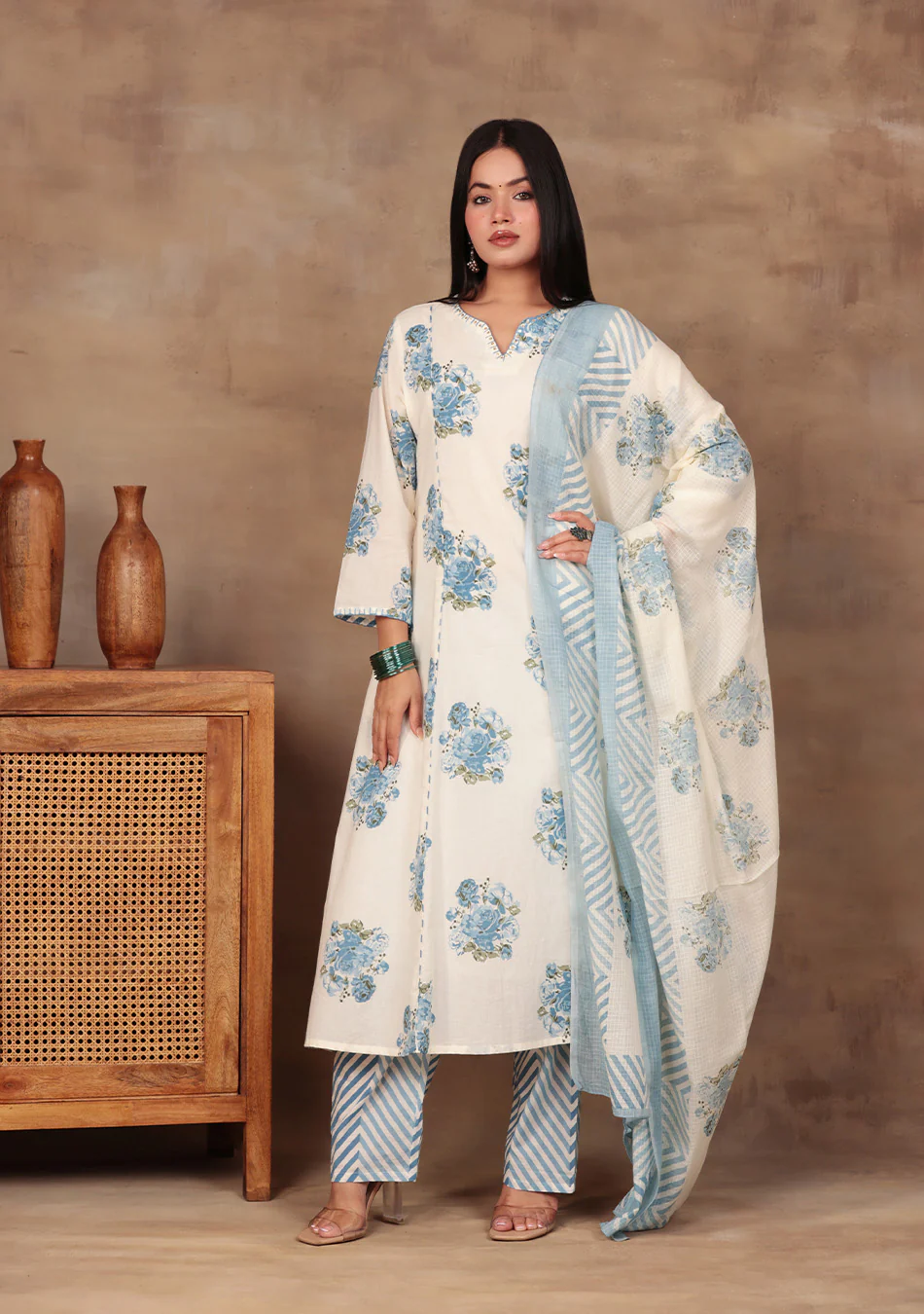 Aravalii Neel Amaya Suit Set - Image 10