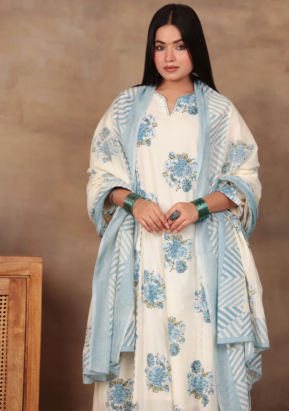 Aravalii Neel Amaya Suit Set - Image 13