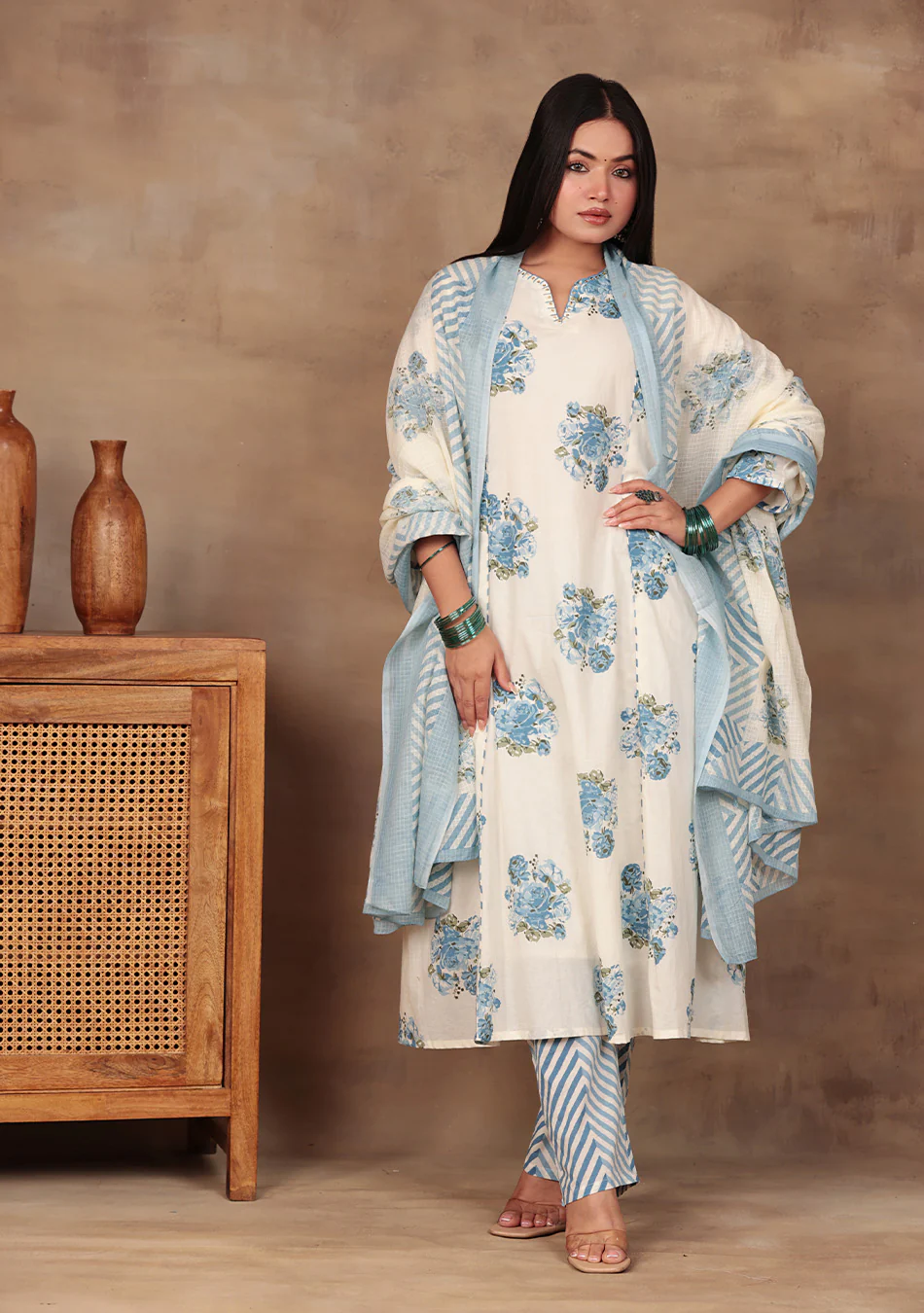 Aravalii Neel Amaya Suit Set - Image 14