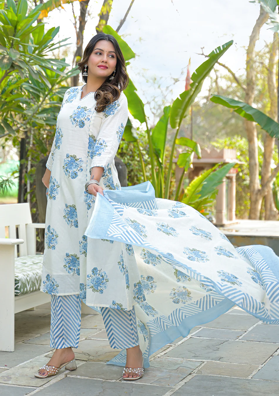Aravalii Neel Amaya Suit Set - Image 2