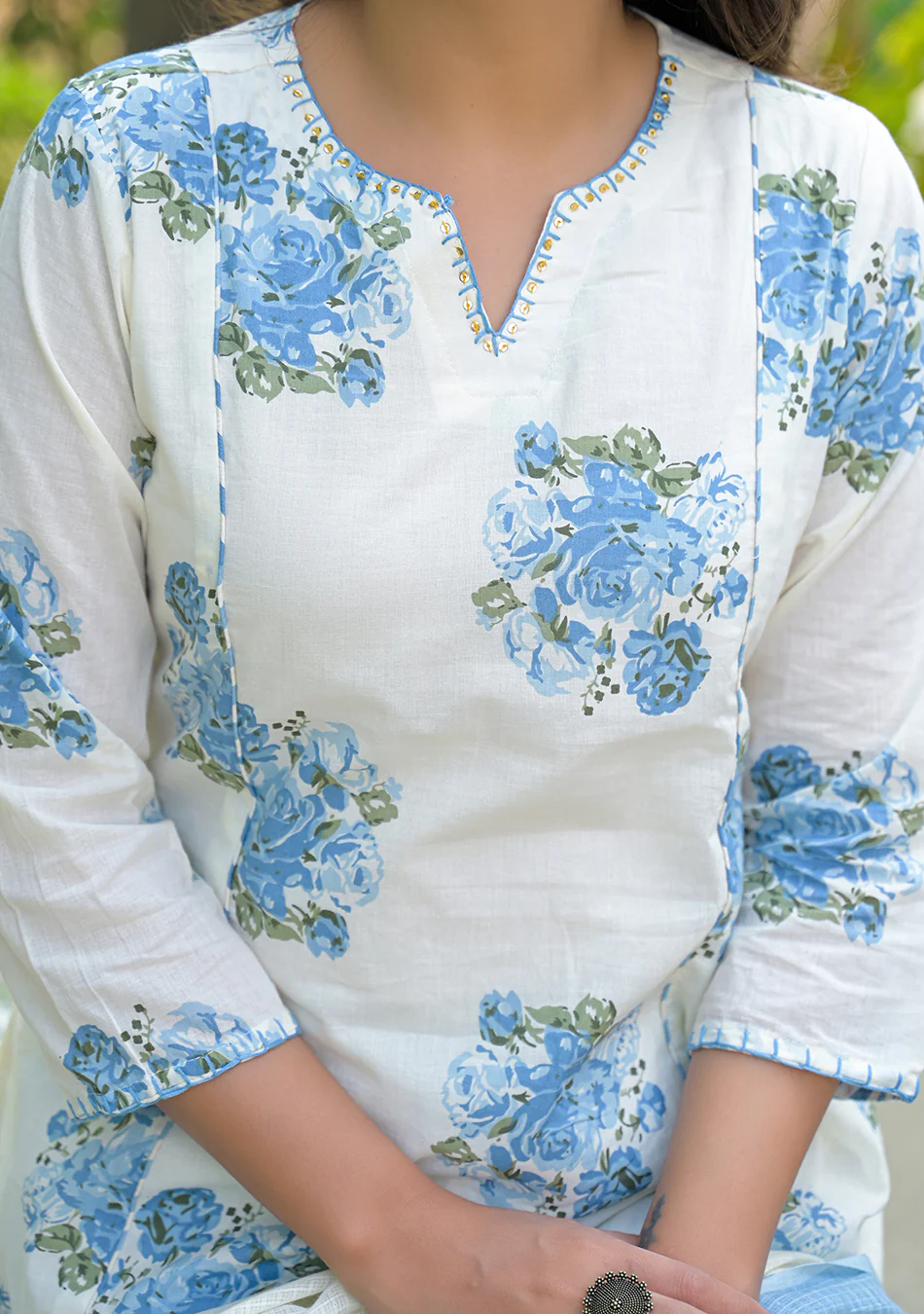 Aravalii Neel Amaya Suit Set - Image 3
