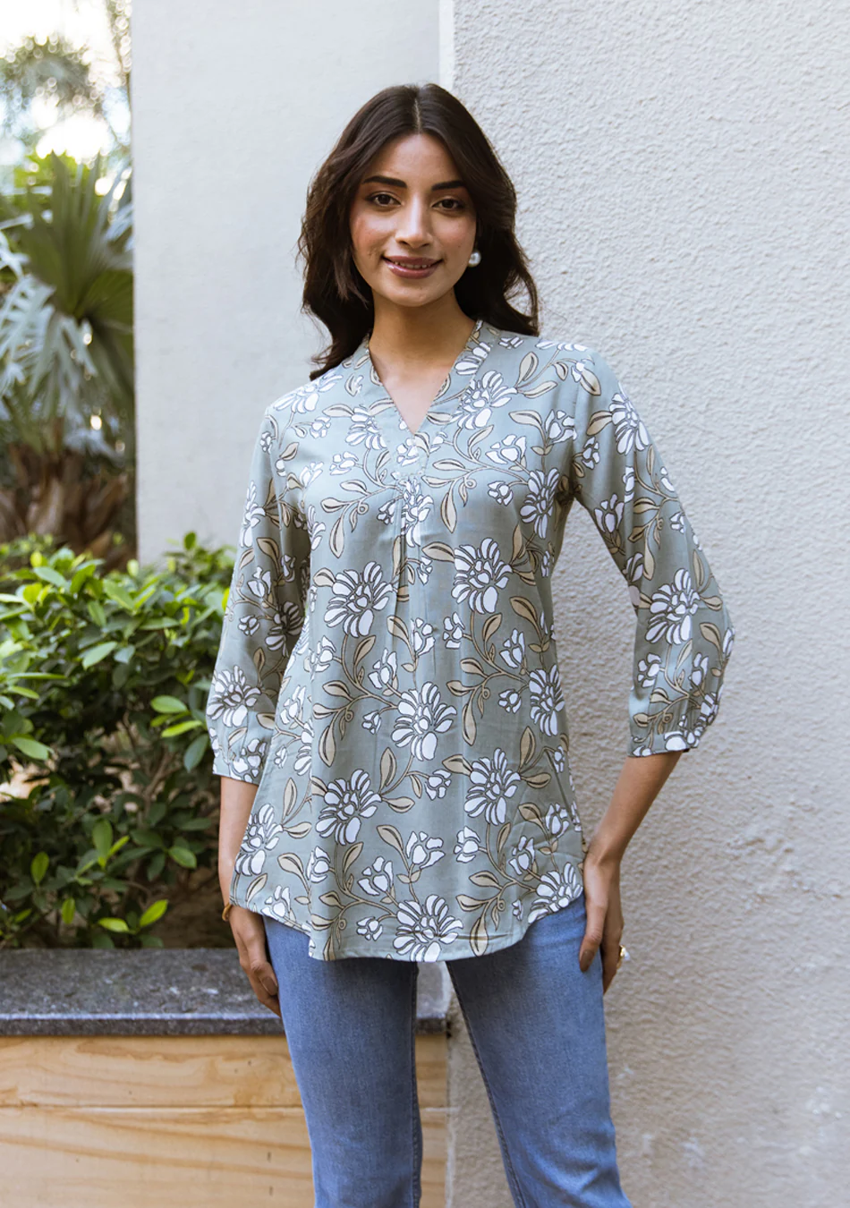 OLIVE GRACE PLEATED TOP - Image 4