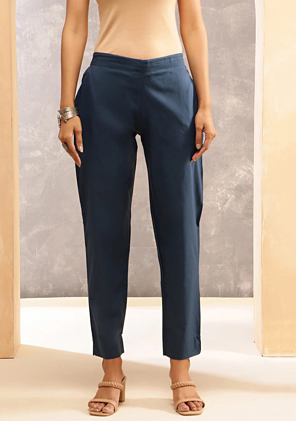 Aravalii Ember Noir Suit Set - Image 8