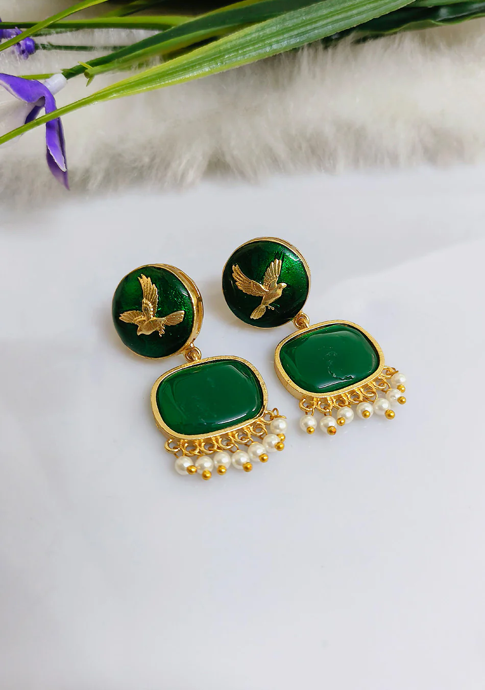 Pakhi Pearl Earrings - Image 2