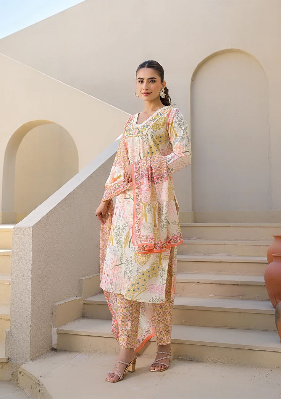 Aravalii Rosé Gulnaar Suit Set - Image 8