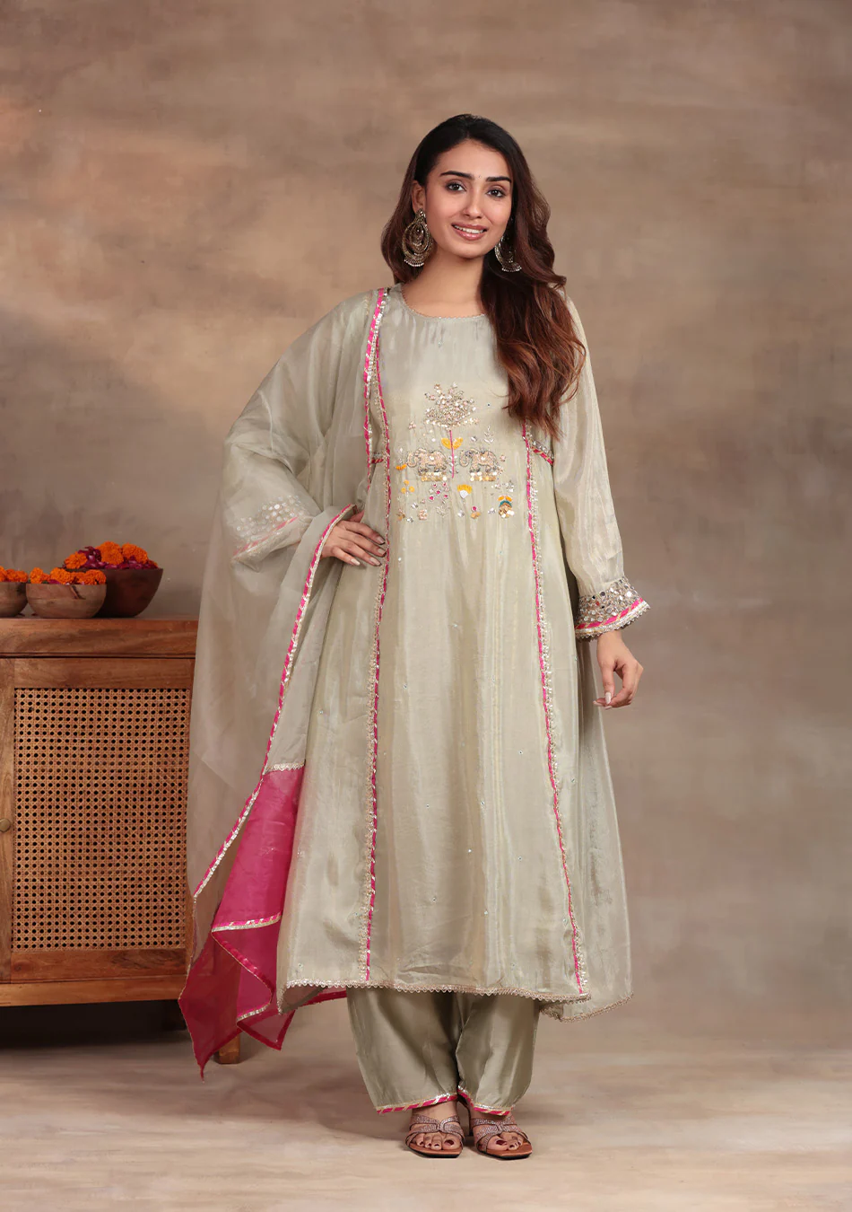 Pearl Glow Embroidered Suit Set - Image 2