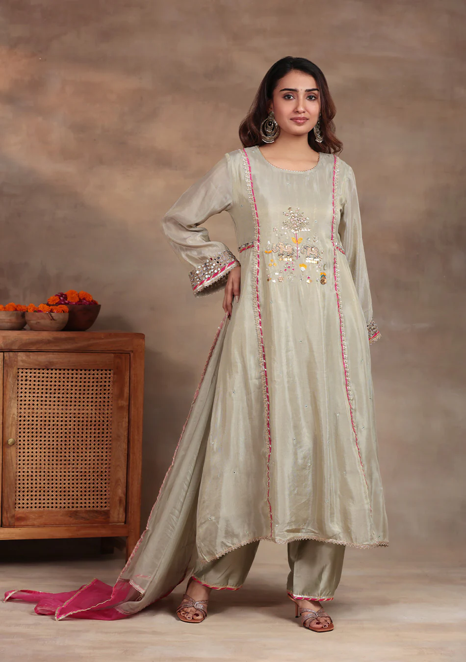 Pearl Glow Embroidered Suit Set - Image 3
