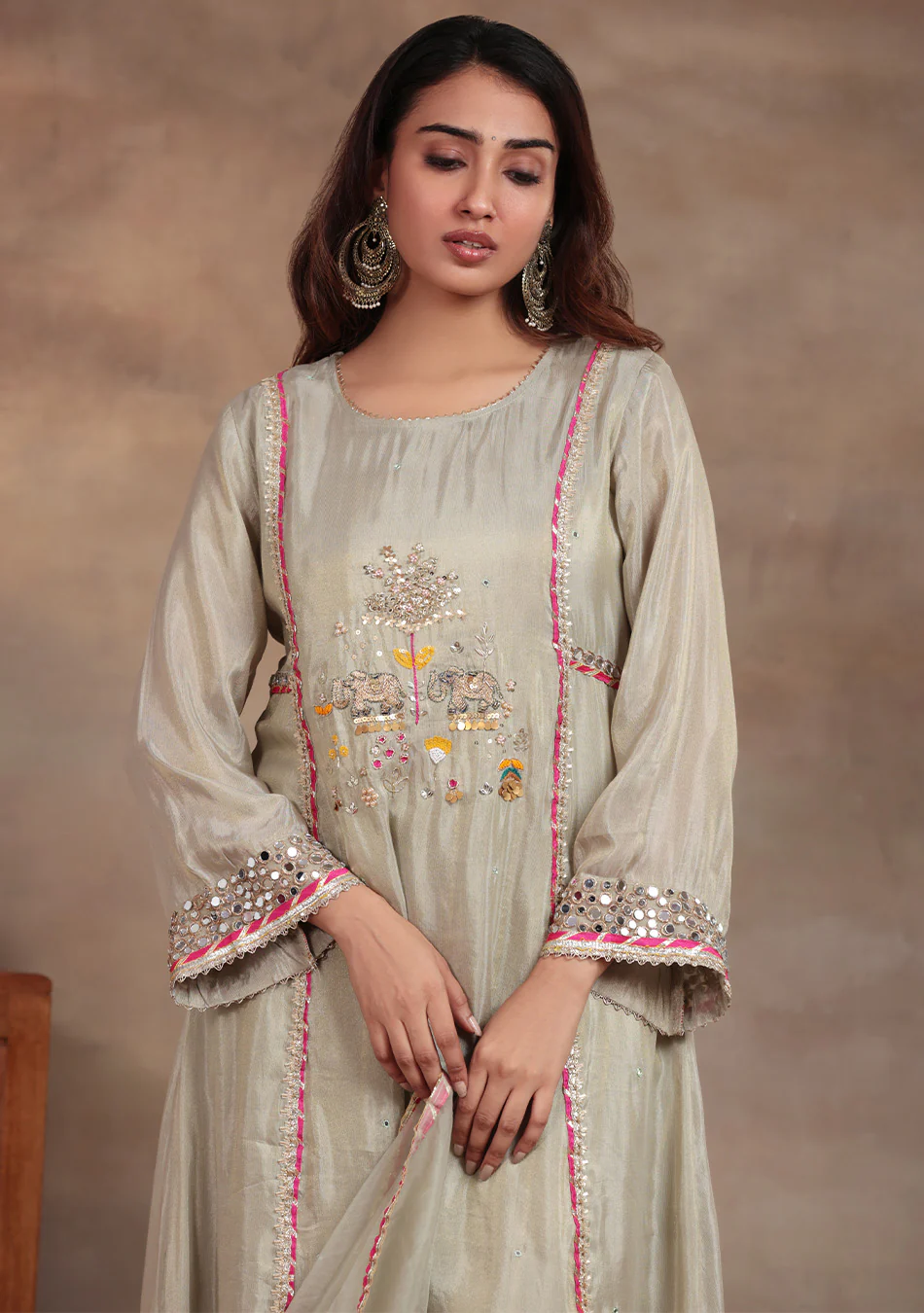 Pearl Glow Embroidered Suit Set - Image 4