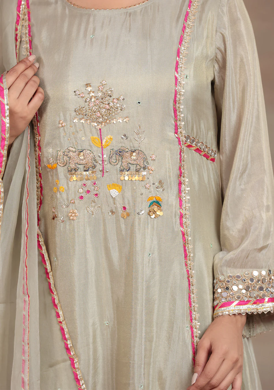 Pearl Glow Embroidered Suit Set - Image 5