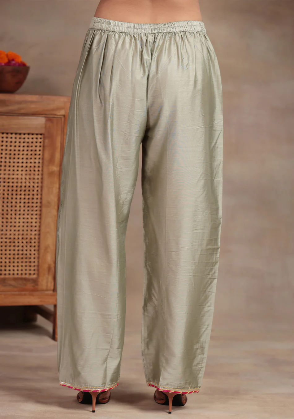 Pearl Glow Embroidered Suit Set - Image 7